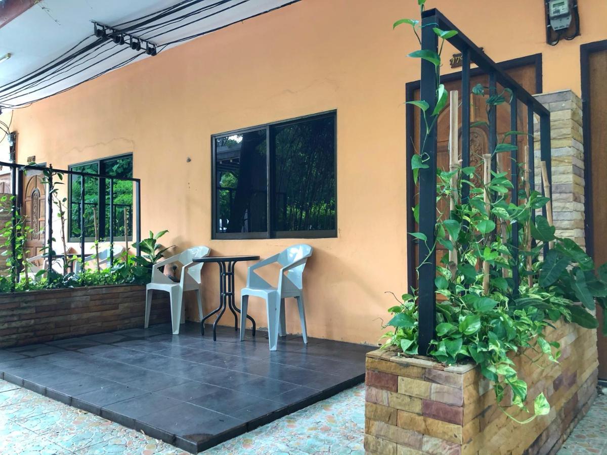 Fairtex Residence Pattaya Bagian luar foto